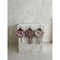 Thelala 木釦素色坑條紋燈籠褲，寶寶燈籠褲，舒適親膚，多色可選，彈性腰圍設計，可愛造型。