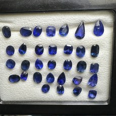 台北周先生 天然皇家藍藍寶石 33.77克拉