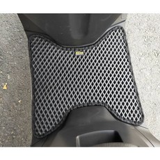 Yamaha vinoora EVA機車腳墊附魔術貼, 1個