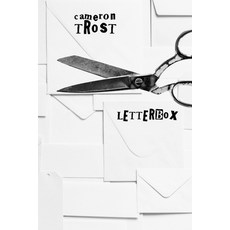 (英文圖書) Letterbox 平裝版, Black Beacon Books, 英文