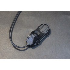 【翔準】WADSN AXON WD07042線控鼠尾 M600/M300手電雙功能 UN開關 L3接口 M-LOK/KEY, 黑色, WD07042, 有線開關