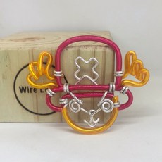 情鋁創意折字 Wire lover 狸貓馴鹿, 詳見包裝