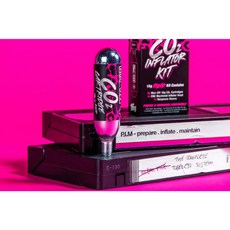 Muc-Off 公路車 CO2 打氣筒組合 - 輕巧便攜，快速充氣，單車騎行必備, Black, 1個