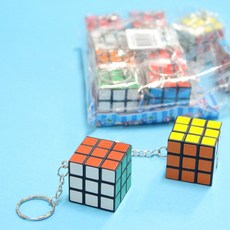 迷你魔術方塊 3x3 小魔術方塊鑰匙圈 3cm 魔術方塊鑰匙圈, 多色, 1個