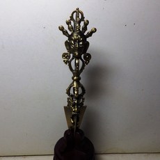 穢跡金剛杵(18.5公分)銅合金含木製底座, 1個