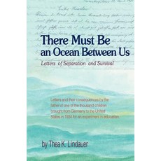 (英文圖書)There Must Be an Ocean Between Us: Letters of Separation and Survival 平裝版, iUniverse, 英文