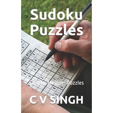 Sudoku Puzzles: Sudoku Medium Puzzles 平裝版, Independently Published, 英文