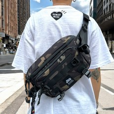 Piccoloo 探途旅者機車單肩包, 黑色