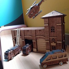 卷木森活館 捲木消防局DIY木製模型玩具車, 救護車, 1個