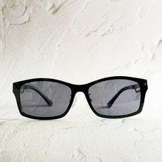 PiiN歐派兒童太陽眼鏡0055，附拉鍊盒，有效抗UV，保護眼睛，輕巧舒適