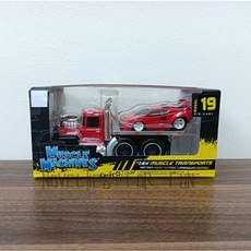 Muscle Machines 1:64 肌肉模型車