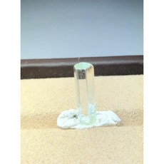 【磊晶城水晶館】嚴選天然高冰透海藍寶原礦 海水藍寶原石 海藍寶 Aquamarine