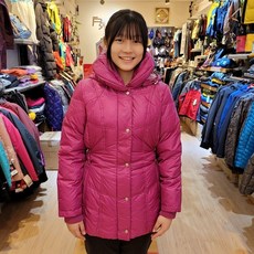 WILDLAND 荒野 女款貉子毛領羽絨外套
