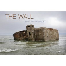 (英文圖書) The Wall 精裝版, Distanz, 英文