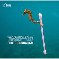 (英文圖書) Wildlife Photographer of the Year: Unforgettable Photojournalism 精裝版, Natural History Museum, 英文