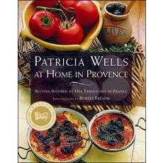 (英文圖書) Patricia Wells at Home in Provence: Recipes Inspired by Her Farmhouse in France 平裝版, Scribner Book Company, 英文