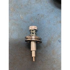 永昇縫紉 腳踩式縫紉機夾線組，縫紉機配件，金屬材質，張力調節，適用多種布料，縫紉機零件, 銀色, 1個