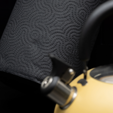 Renova彩色廚房用紙巾-黑色，時尚廚房清潔必備，超強吸水力，柔軟親膚, 1捲, 120張