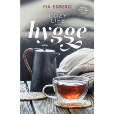 (英文圖書) The Cozy Life with Hygge 平裝版, Less of the Excess Media, 英文