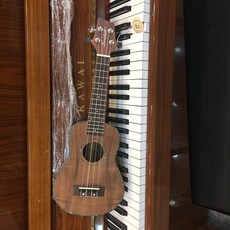 【巴哈樂器批發】21吋相思木烏克麗麗2131310, 21 英寸