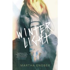 Winter Light 平裝版, Vine Leaves Press, 英文
