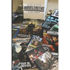 (英文圖書) Wavelengths: Covering Sci Fi in EVERY Reality: The Deluxe Edition 平裝版, Independently Published, 英文