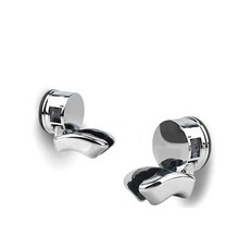 一鍵式強力吸盤蓮蓬頭支架 掛架 固定架 掛勾, 1個, 單一顏色