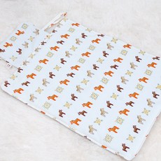 BEAUTE HOUSE 攜帶型防水墊, 小馬款 象牙白