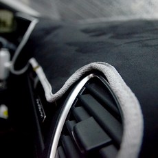 BlueCode 麂皮金屬標誌儀表板避光墊 黑色 + 麻灰色, ES300 02~06年, 雷克薩斯