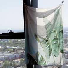 可樂商會布質海報掛毯, 香蕉葉