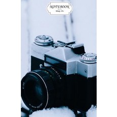 Notebook: Old Camera Snow: Journal Dot-Grid Graph Lined Blank No Lined Small Pocket Notebook Journ..., Createspace Independent Publishing Platform