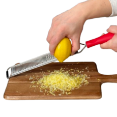 Smileyliv 多用途起司研磨器 刨絲器 304不鏽鋼, 紅色, 1個