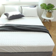 方形絎縫床墊套, 白色的