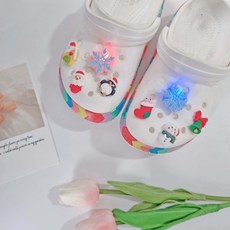 兒童款Mingbulingbuling夜光與LED雪花聖誕節洞洞鞋鞋扣 2入+6種組