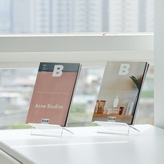 Studiotm 書本小物多用途壓克力展示架 2入, 透明, 1層