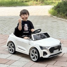 대호토이즈 유아용 아우디 SQ8 e-tron 전동차, 화이트, 1개