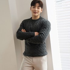 HCOOLNAM 男士寬肩效果肌肉版型麻花針織衫