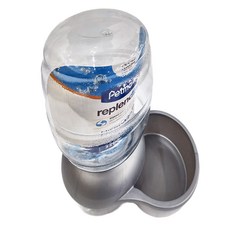 Petmate Replendish 餵水器 - M, 美國 Microban 抗菌技術, 2.5加侖, 灰綠色, 1組
