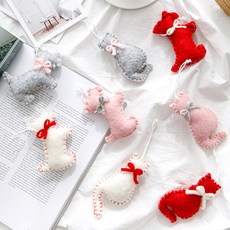 Happy Village 動物針織玩偶飾品 8入, 混合顏色