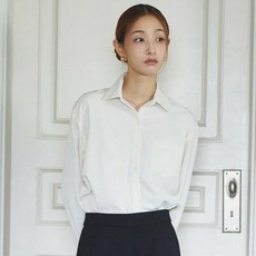 클라비스 여성용 루즈핏 찰랑셔츠