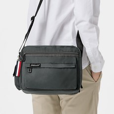 ADDEDIT 大容量斜背包, 灰色的