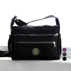 LULU 女款防水單肩斜背包+配件組 隨機出貨, 黑色