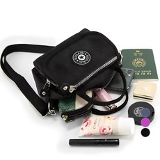 LULU 女款休閒收納斜背包+配件 隨機出貨, 黑色