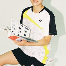 YONEX 男款羽毛球短袖T恤 213TS005M