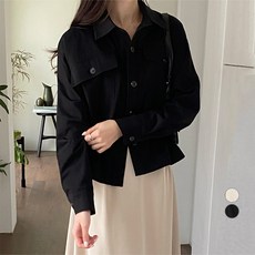 afinar 女性翻蓋口袋短版夾克