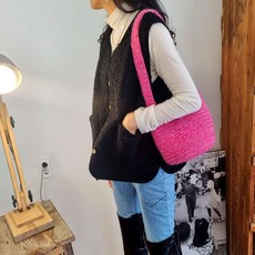 蓬鬆的羊毛背心