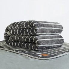 The Zari 條紋超細纖維雙面毯