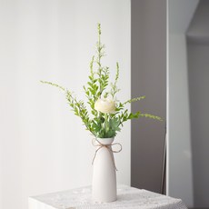 Haru Gonggan 花毛莨+繡線菊+陶瓷花瓶組, 象牙白(花毛茛)+白色(繡線菊+花瓶)
