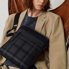 DAKS Tonton 經典傳承格紋圖案斜揹包 DBBA5EE03N2, 海軍藍