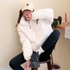 Elsso 女款寬條燈芯絨燈芯絨高領短版鋪棉外套